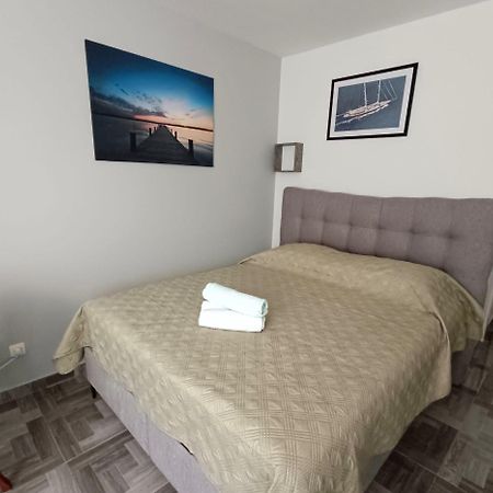 Novi Studio Apartman Demy U Centru Splita Buitenkant foto